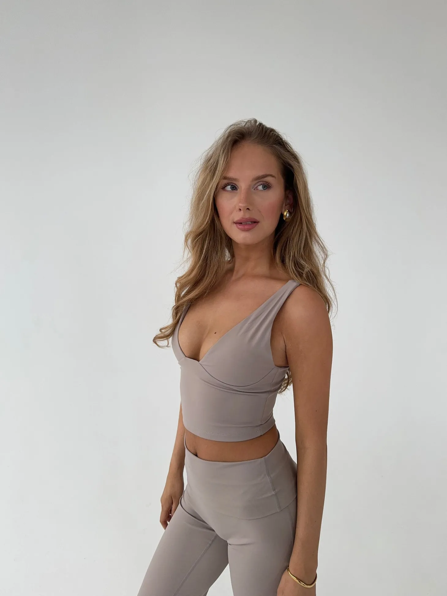 Ultimate v-neck top - Ash