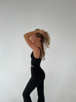Ultimate v-neck top - Jet Black