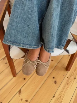 Yuna ballerina med hæl - Beige