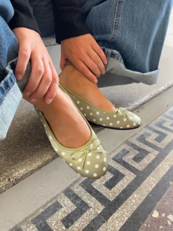 Zelia ballerina med polkaprikker - Grøn/hvid